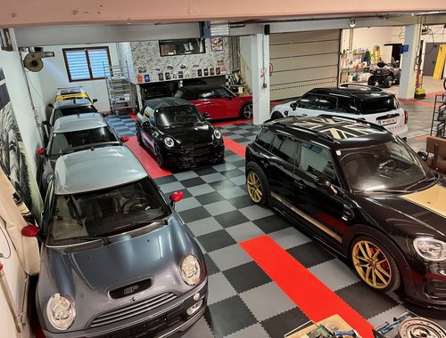 MINI F60 JCW Countryman Blck/Gold Edition